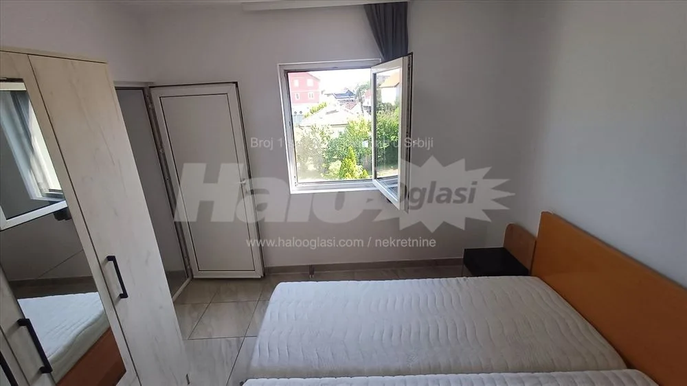 Stan za izdavanje • 3 sobe • 50m² — 13