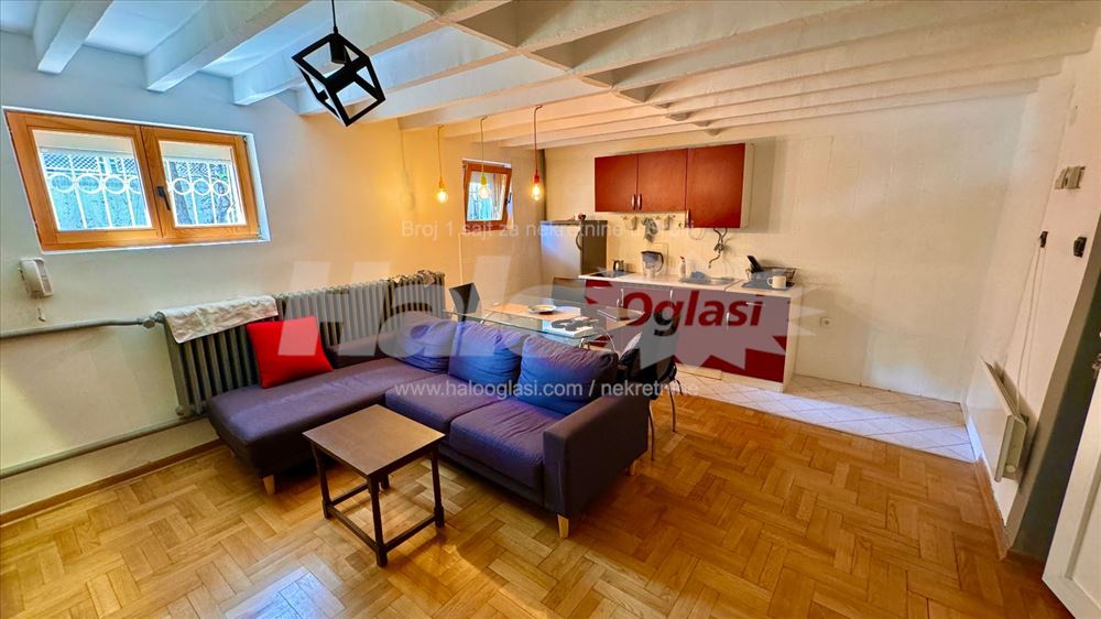 Stan za izdavanje • 3 sobe • 67m² — 2
