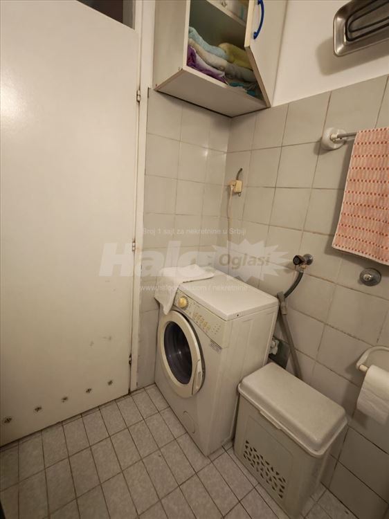 Banovo brdo 40m² kompletno namešten + parking — 11
