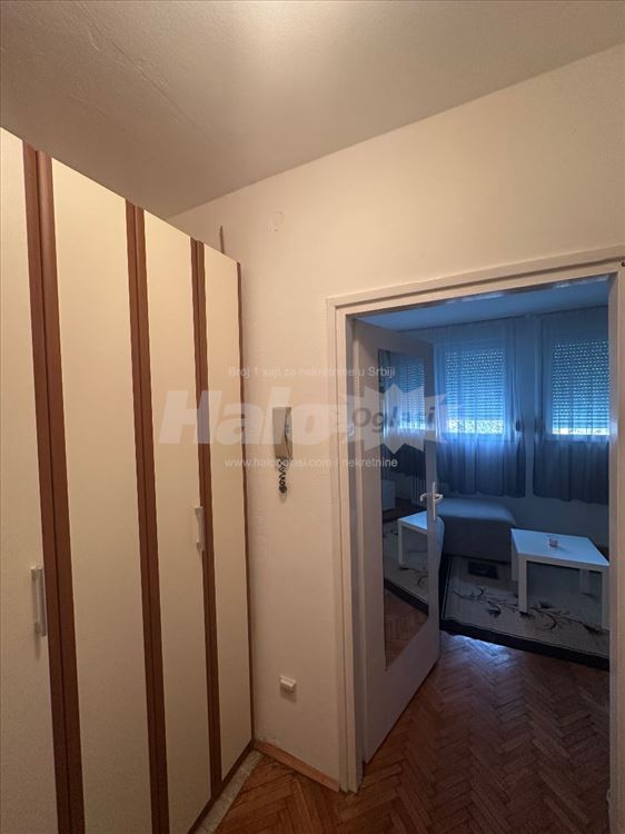 Stan za izdavanje, Hram Svetog Save, namesten — 7