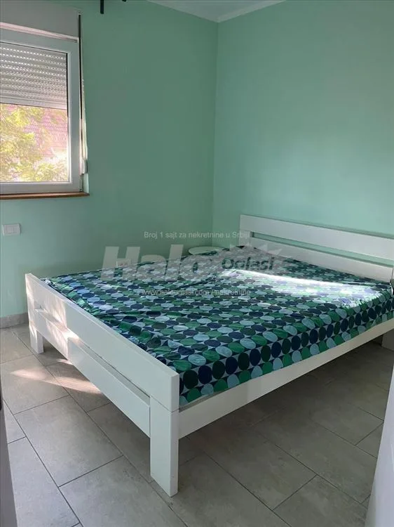 Stan za izdavanje — 7