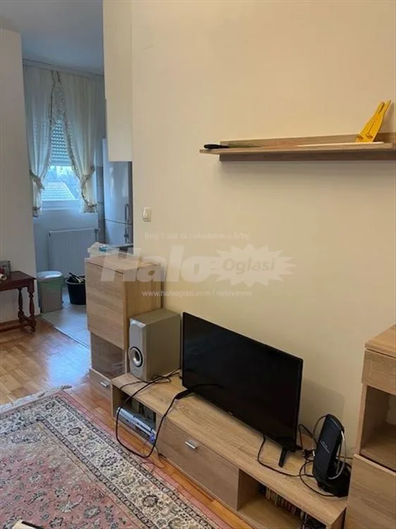 Stan za izdavanje — 5