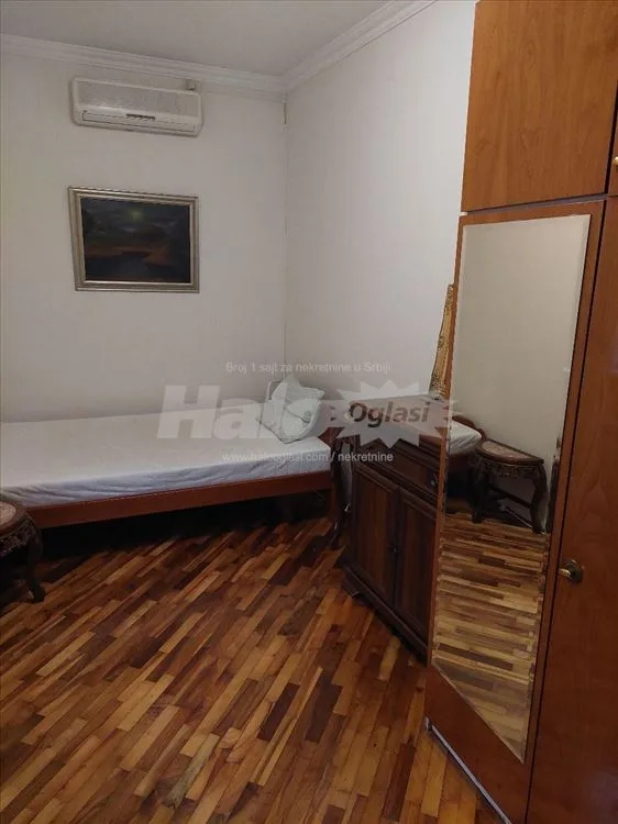 Stan za izdavanje na Miljakovcu 1 — 9