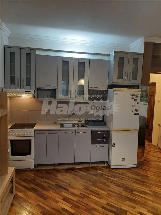 Stan za izdavanje na Miljakovcu 1 — 10