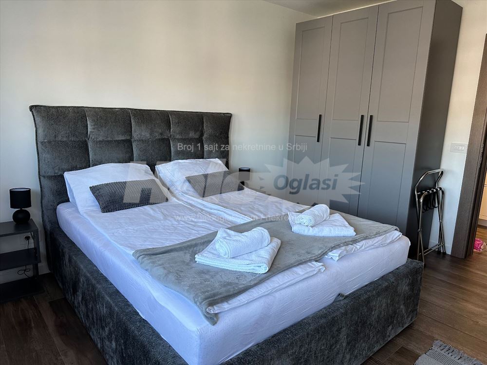 Stan za izdavanje na Novom Beogradu, Hotel Ju — 2