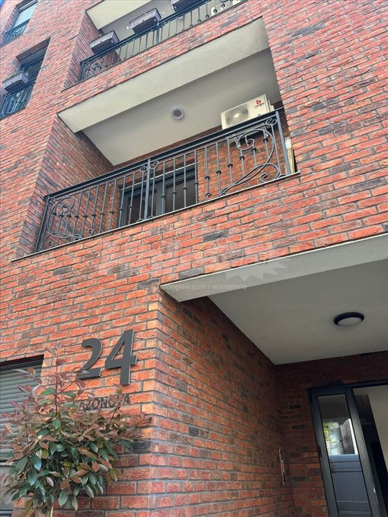 Stan za izdavanje Sazonova,Novogradnja sa garazom — 8