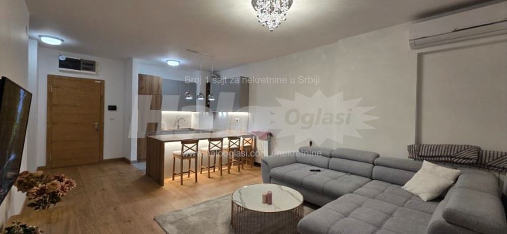 Stan za izdavanje u Tadije Sondermajera, garaža — 6