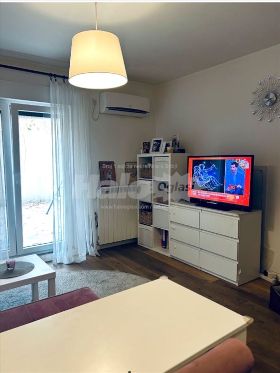 Stan za izdavanje,Lekino brdo — 8