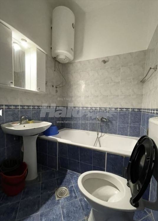 Stan/poslovni prostor u Zdravka Čelara 12, Beograd — 3