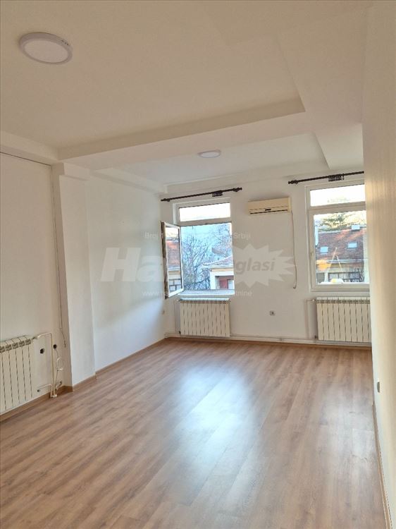 Stan/poslovni prostor u Zdravka Čelara 12, Beograd — 5