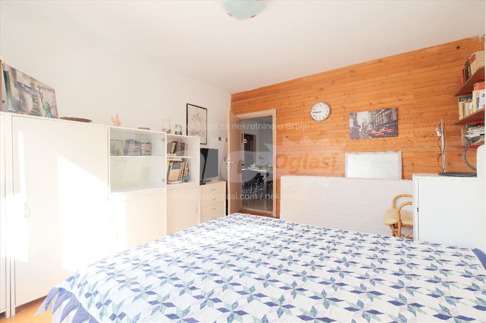 STARI GRAD – Donji Dorćol, Dositejeva 73+7m² — 12
