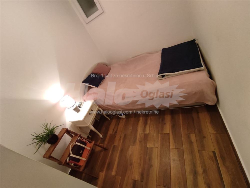 Stari merkator/Fontana/Otona Zupančiča — 6