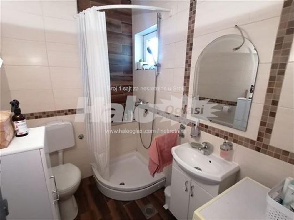 Stari merkator/Fontana/Otona Zupančiča — 9
