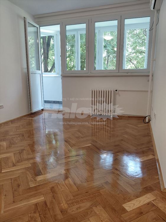 Stari Merkator, kompletno renoviran stan za izdav — 2