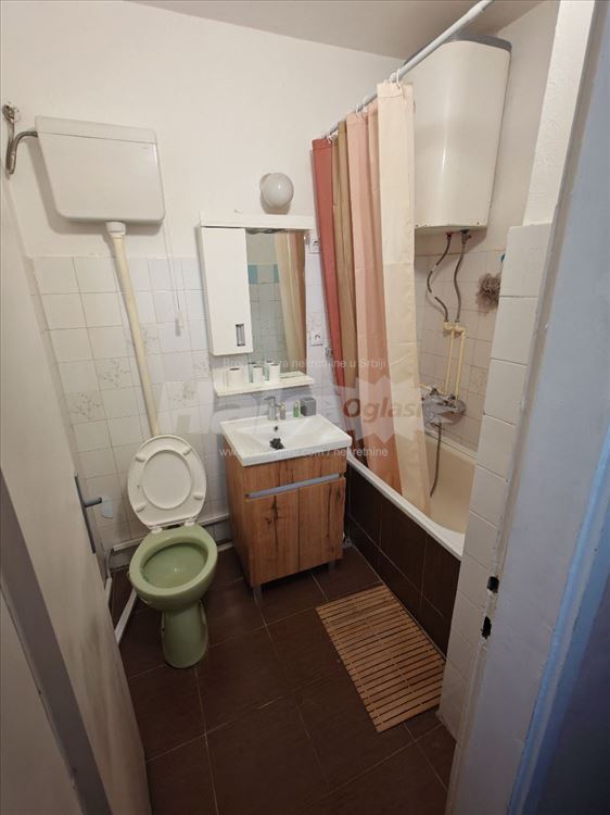 Stari Merkator, odličan, 2 spavaće sobe, 61m2 — 2
