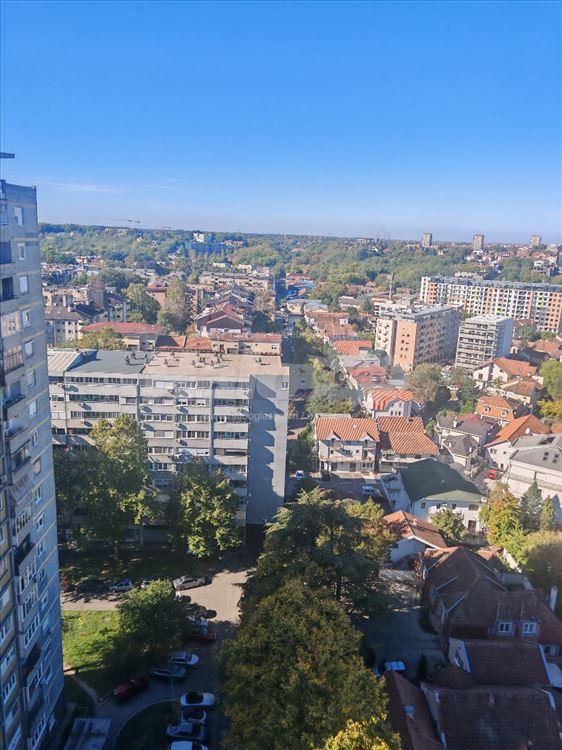 Stari Merkator, odličan, 2 spavaće sobe, 61m2 — 13