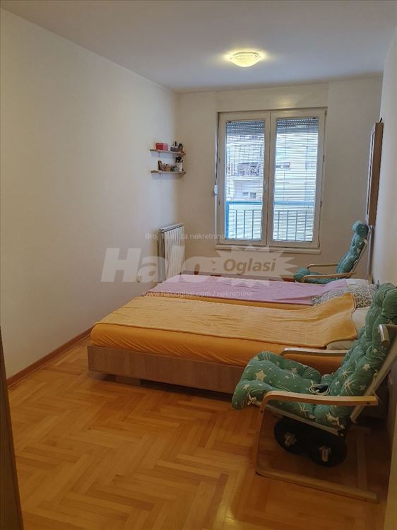 Stepa Stepanović, Generala Štefanika8, VLASNIK — 6