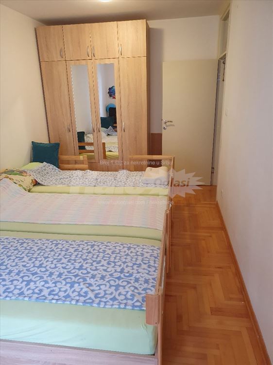 Stepa Stepanović, Generala Štefanika8, VLASNIK — 7