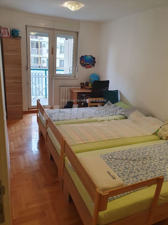 Stepa Stepanović, Generala Štefanika8, VLASNIK — 8