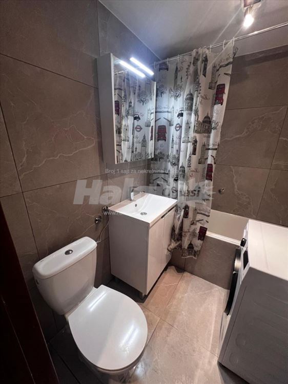Strahinjića Bana Beograd — 13