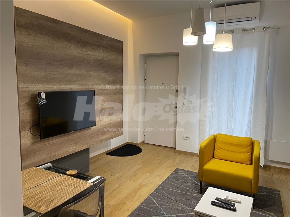 Strahinjica bana, Stari grad, 2.0 квартира — 4