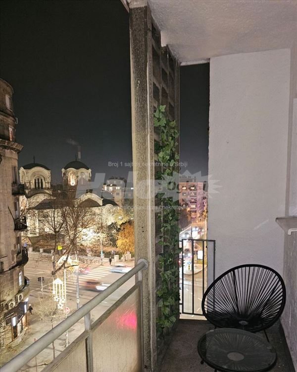 Strogi CENTAR, Francuska, prelep stan, renoviran — 4