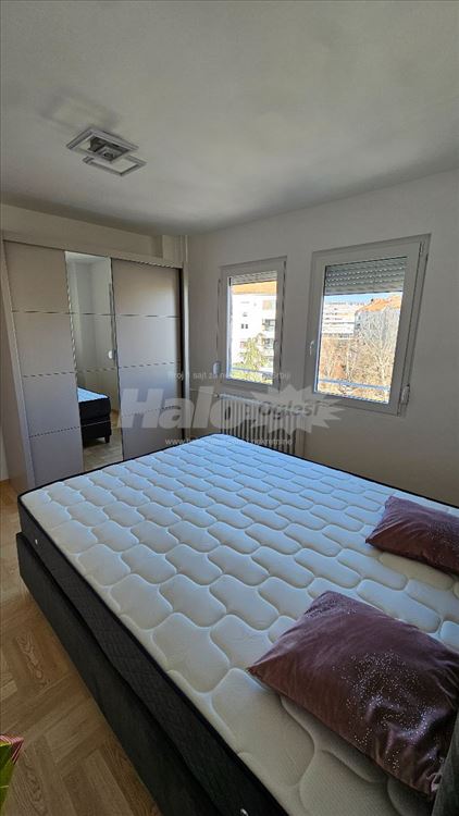 Studentski grad, blok 34, Lux — 7