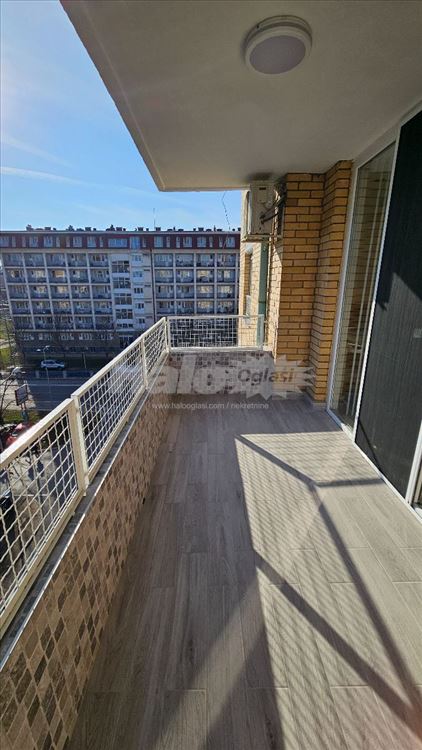 Studentski grad, blok 34, Lux — 10