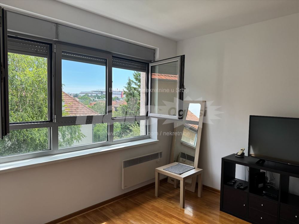 Studio stan 28m2 za izdavanje — 6