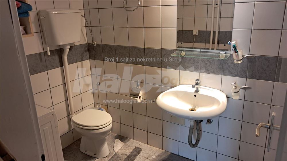SUN CITY Gandijeva 2.0 40m2+lodja, blok 63 ODLICAN — 8