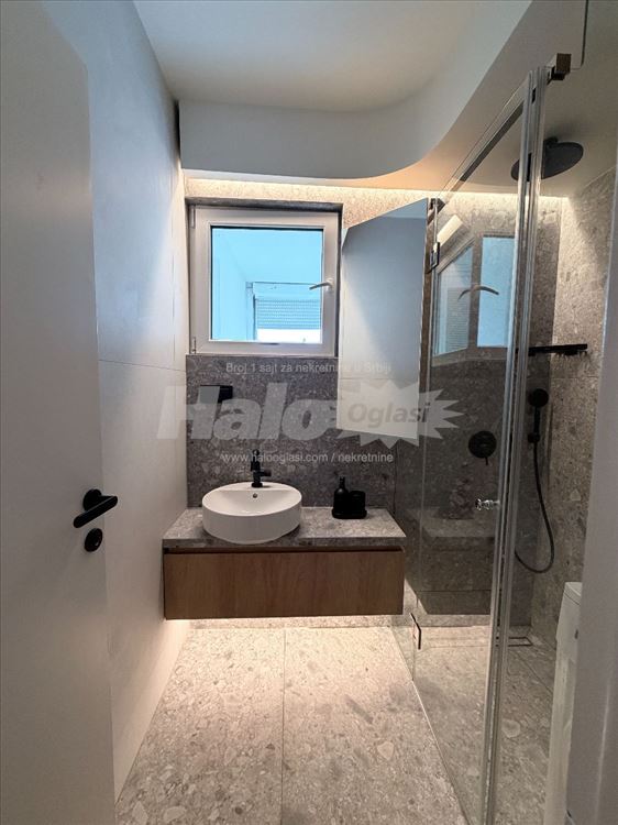 Sunny apartment close to all amenities — 3