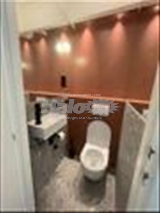 FOR RENT Sunny family apartment with a view — 15