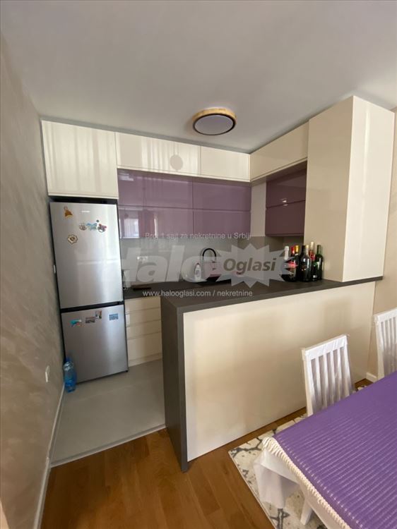 Sunnyvill naselje, stan 46m2, nov + parking mesto — 7