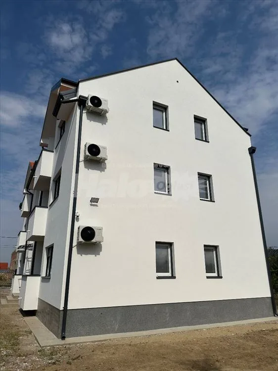 Surcin Novogradnja Lux — 3