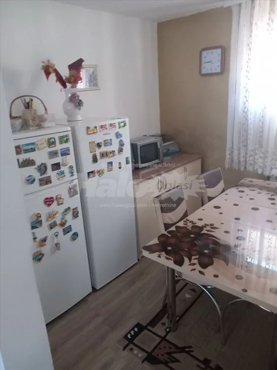 Surcin,kuca,Obreska ulica odmah useljivo — 8