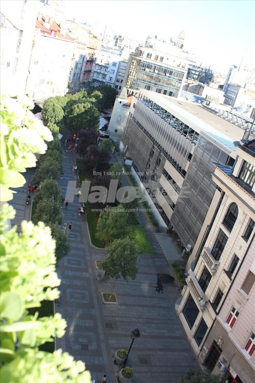 Svetao 3-soban stan s pogledom na Obilićevom vencu — 11