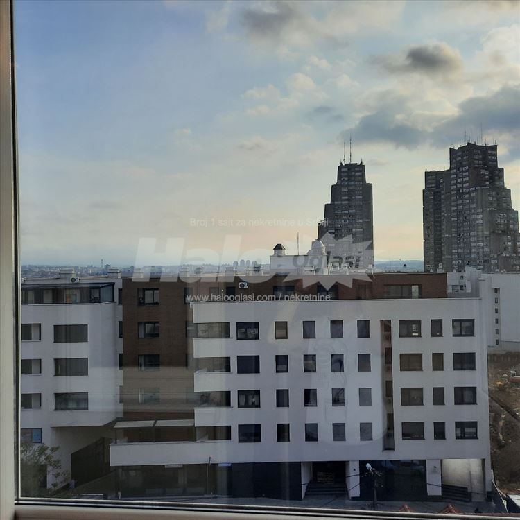 Svetao, ušuškan, odličan nov stan — 7