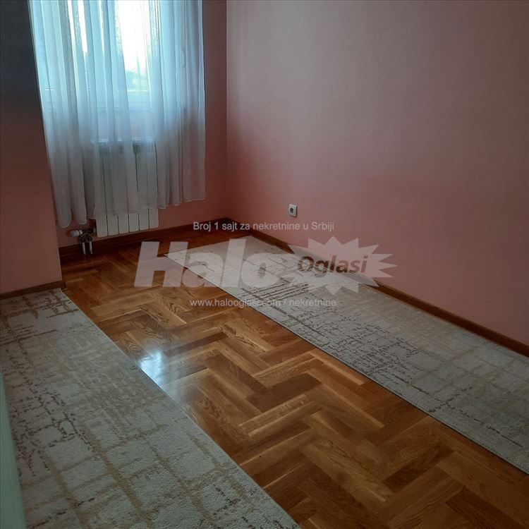 Svetao, ušuškan, odličan nov stan — 10