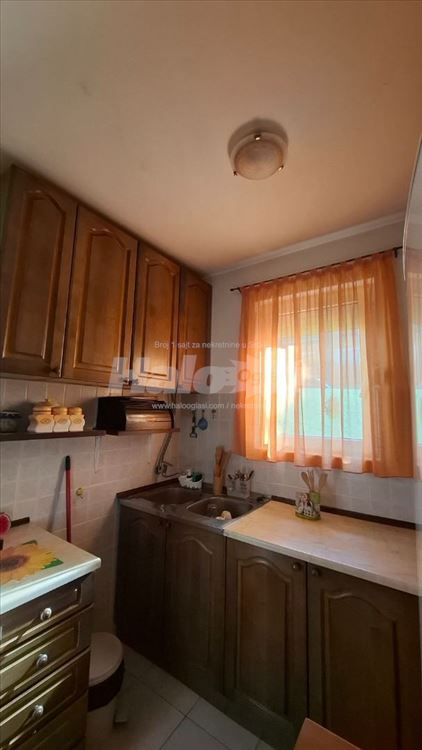 Svetao,renoviran,kompletno namešten,dvoiposoban st — 9