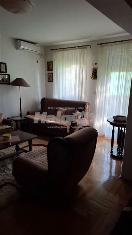 Svetao,renoviran,kompletno namešten,dvoiposoban st — 13