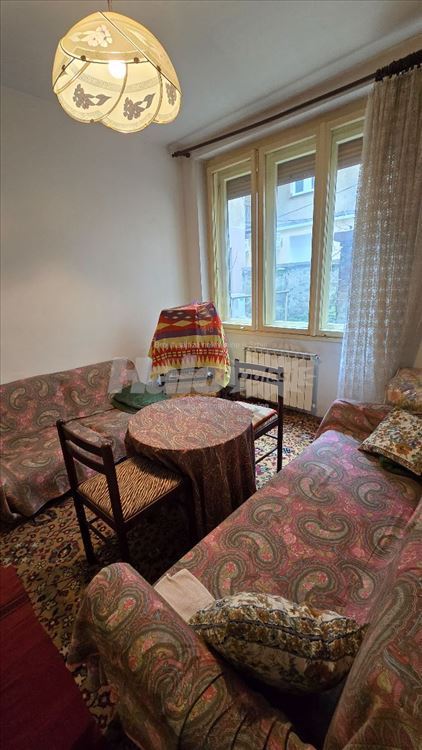 Tašmajdan Ilije Garašanina 30m2,salonac — 3