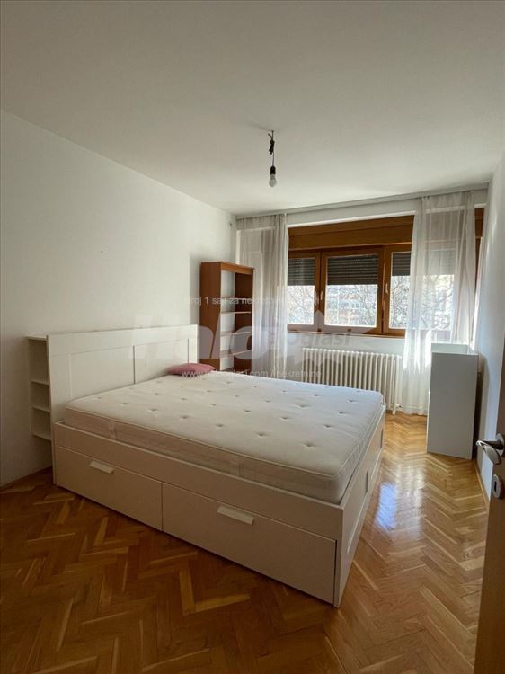 Tašmajdan, trosoban stan — 15