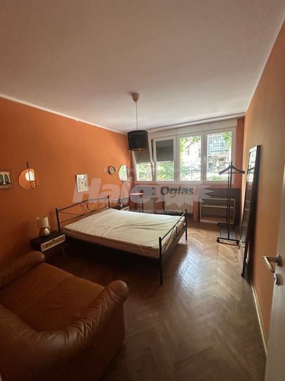 Terazije, odličan dvoiposoban — 10