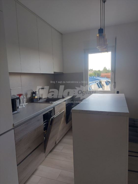 Top nov lux 3.soban 60m2 komplet namesten — 8