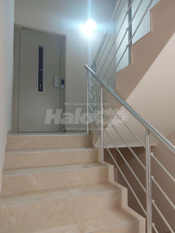Top nov lux 3.soban 60m2 komplet namesten — 9