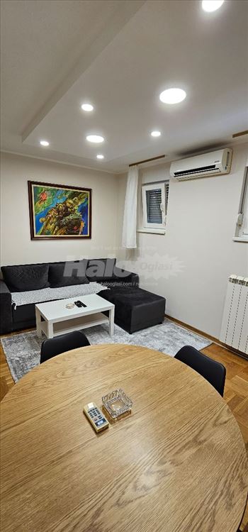 Top stan Zemun Zeleznicka 43m2+parking+ostava 12m2 — 4
