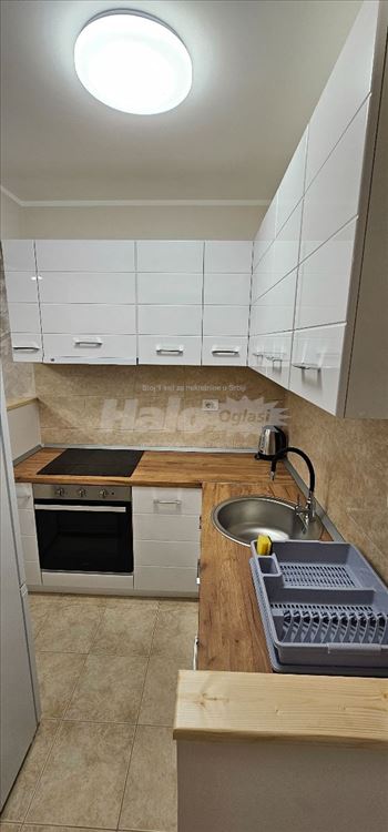 Top stan Zemun Zeleznicka 43m2+parking+ostava 12m2 — 7