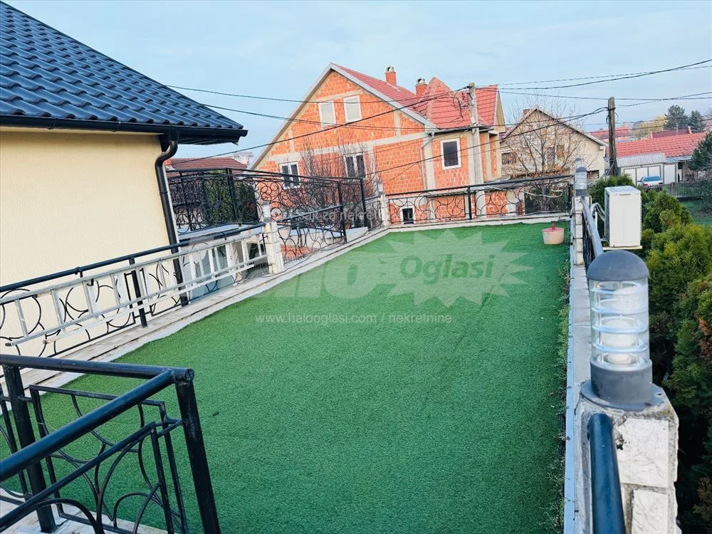 Top stanje sa 4 zasebne stambene jedinice — 9