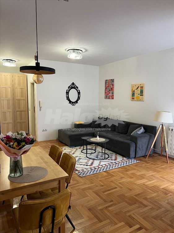 TOP - Vracar, Hram, 52m2, namesten - useljiv odmah — 2