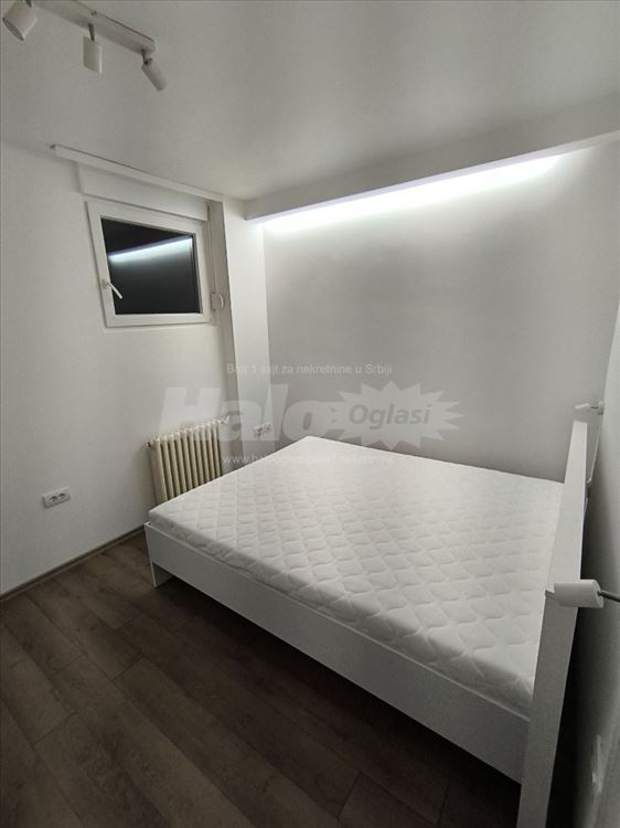 **Trgovačka centar 2.5** — 11